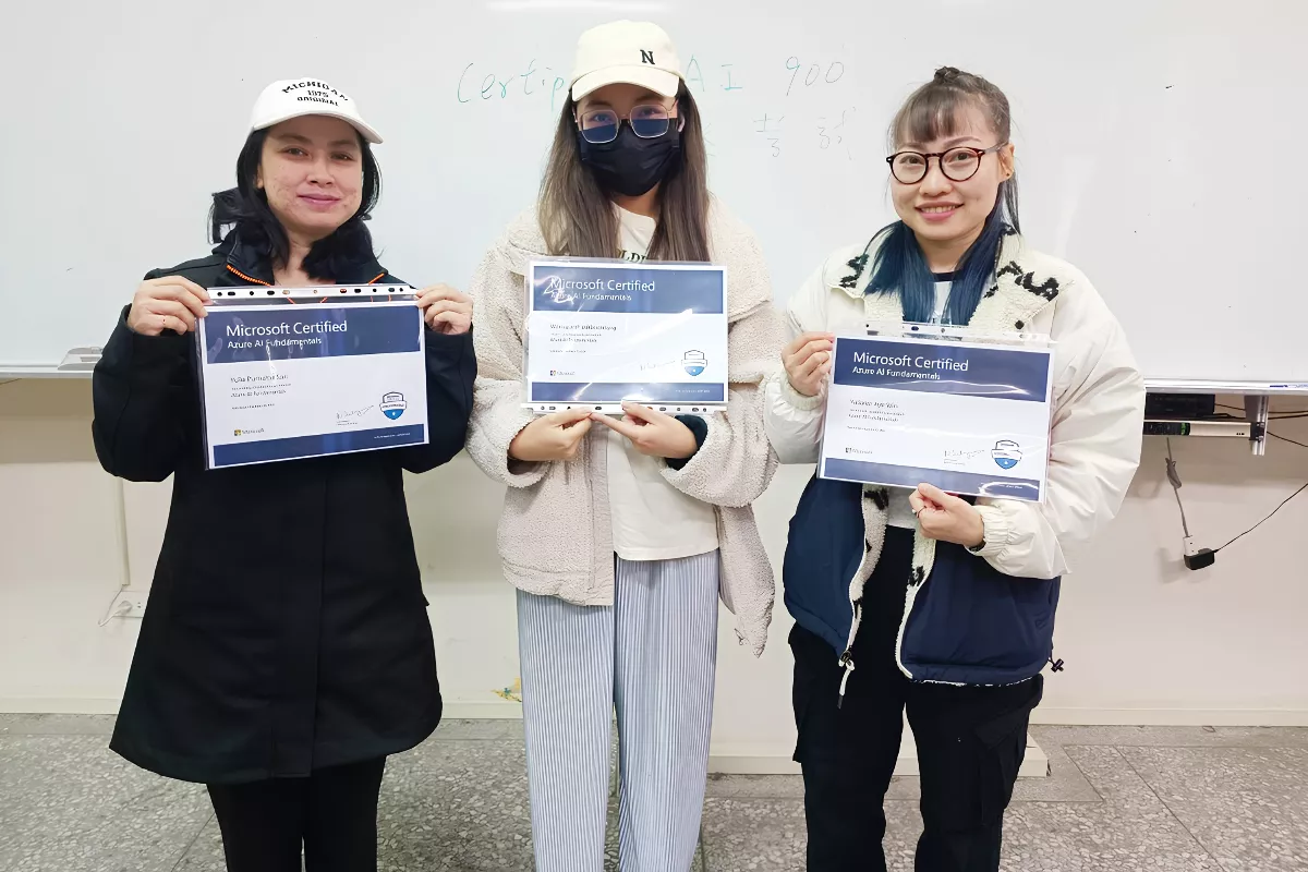 展現台灣優質教育 外籍生克服語文隔閡考取人工智慧證照  